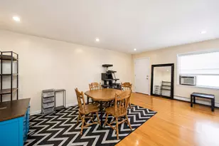 1105 Holiday Ln, Des Plaines, IL 60016 - Photo 6