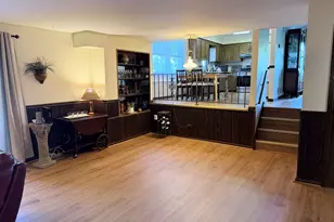 8541 S 83rd Ave, Hickory Hills, IL 60457 - Photo 12