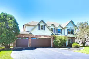 3912 Mallard Ln, Naperville, IL 60564 - Photo 2