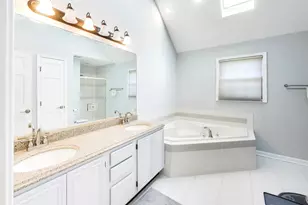 3912 Mallard Ln, Naperville, IL 60564 - Photo 8