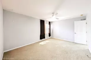 3912 Mallard Ln, Naperville, IL 60564 - Photo 18