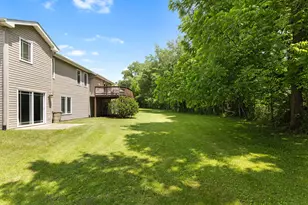 10589 Harrison Ct, Roscoe, IL 61073 - Photo 4