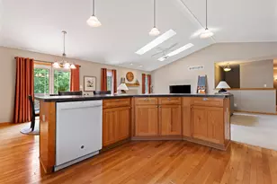 10589 Harrison Ct, Roscoe, IL 61073 - Photo 12