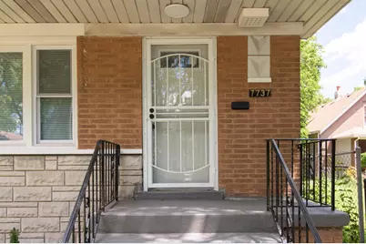 7737 S Champlain Avenue, Chicago, IL 60619 - Photo 2