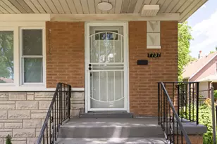 7737 S Champlain Ave, Chicago, IL 60619 - Photo 2