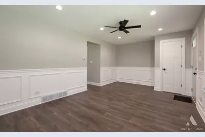 7737 S Champlain Avenue, Chicago, IL 60619 - Photo 8