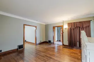 10708 S Ave E, Chicago, IL 60617 - Photo 6