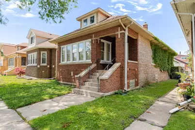 10708 S Avenue E, Chicago, IL 60617 - Photo 1