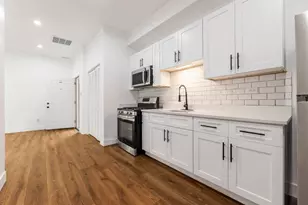 1421 E 69th Pl, Chicago, IL 60637 - Photo 6