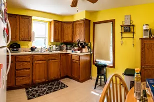 210 E Miller Ave, Hinckley, IL 60520 - Photo 10