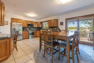 2 Oakwood Dr, Elk Grove Village, IL 60007 - Photo 10