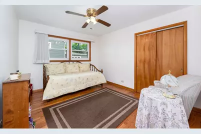 19 W Adams Street, Villa Park, IL 60181 - Photo 16
