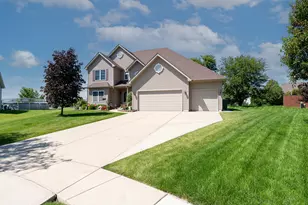 7108 Carbuck Ct, Joliet, IL 60431 - Photo 1