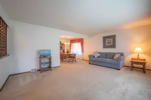 8543 163rd St, Tinley Park, IL 60487 - Photo 4