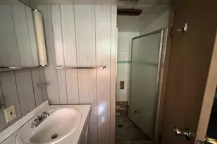 14032 S Burnham Ave, Burnham, IL 60633 - Photo 18