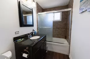8421 S Scottsdale Ave, Chicago, IL 60652 - Photo 30