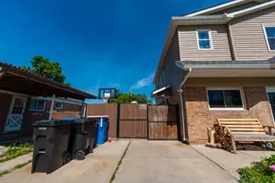 8421 S Scottsdale Ave, Chicago, IL 60652 - Photo 2