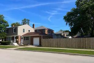 6156 N Kedvale Ave, Chicago, IL 60646 - Photo 2