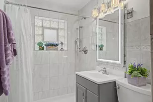 11301 S Avenue H, Chicago, IL 60617 - Photo 16