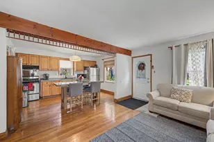11301 S Avenue H, Chicago, IL 60617 - Photo 8