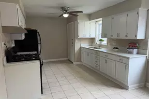 7944 S Trumbull Ave, Chicago, IL 60652 - Photo 10