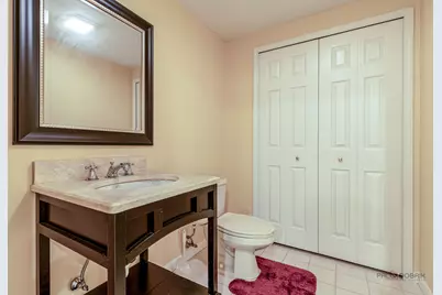 96 Manchester Drive, Buffalo Grove, IL 60089 - Photo 26