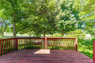 96 Manchester Dr, Buffalo Grove, IL 60089 - Photo 30