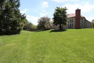 26025 Whispering Woods Cir, Plainfield, IL 60585 - Photo 38