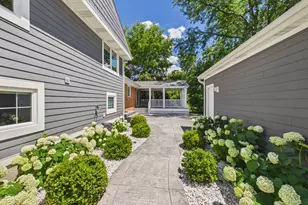 201 E Olive Ave, Prospect Heights, IL 60070 - Photo 76