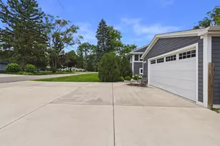 201 E Olive Ave, Prospect Heights, IL 60070 - Photo 80