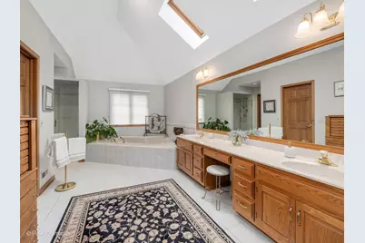 6905 Irish Court, Darien, IL 60561 - Photo 24