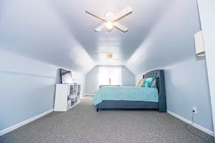 10714 S Eberhart Ave, Chicago, IL 60628 - Photo 14