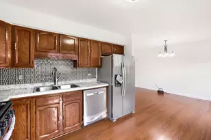4132 Brentwood Ln, Waukegan, IL 60087 - Photo 12