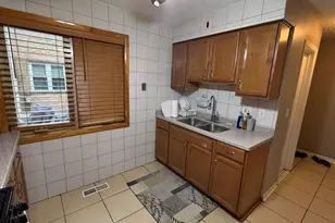 4847 Enfield Ave, Skokie, IL 60077 - Photo 8