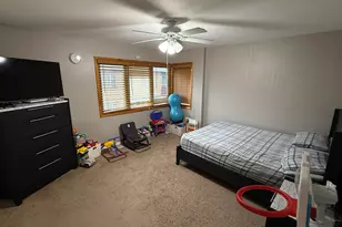 4847 Enfield Ave, Skokie, IL 60077 - Photo 10