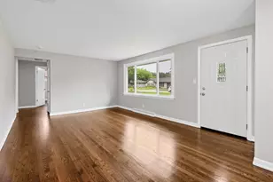 10274 W Ford Ave, Beach Park, IL 60099 - Photo 6
