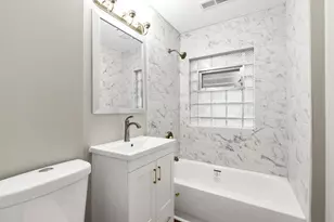 32910 N Meadow Rd, Grayslake, IL 60030 - Photo 8