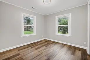 32910 N Meadow Rd, Grayslake, IL 60030 - Photo 10