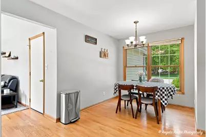 198 S Driftwood Trail, McHenry, IL 60050 - Photo 6
