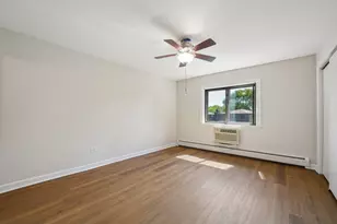 928 W Irving Park Rd, Bensenville, IL 60106 - Photo 8