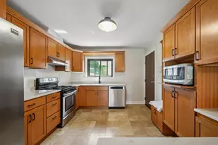 928 W Irving Park Rd, Bensenville, IL 60106 - Photo 4