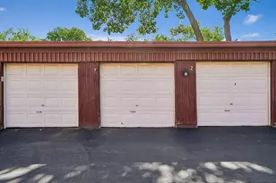 928 W Irving Park Rd, Bensenville, IL 60106 - Photo 10