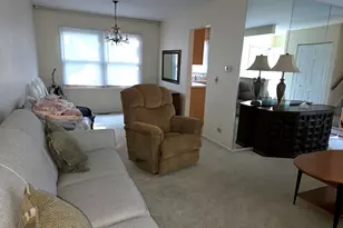 212 N Walnut Ln N, Schaumburg, IL 60194 - Photo 6