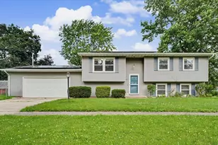 2401 Arden Dr, Champaign, IL 61821 - Photo 2