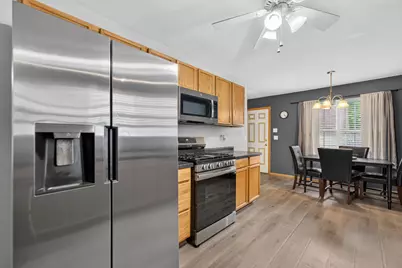 302 8th Street, Kirkland, IL 60146 - Photo 10