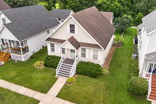 302 8th St, Kirkland, IL 60146 - Photo 2