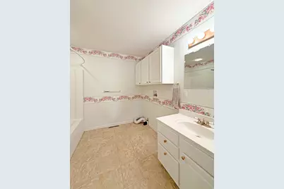 309 Maple Avenue, Forreston, IL 61030 - Photo 12