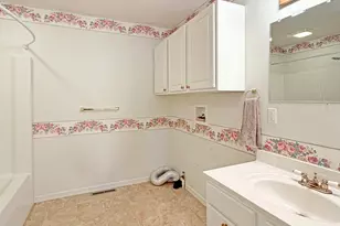 309 Maple Ave, Forreston, IL 61030 - Photo 12