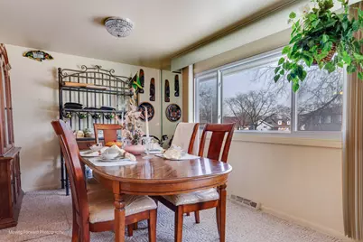 16904 Old Elm Drive, Country Club Hills, IL 60478 - Photo 8