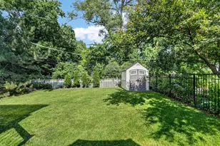 239 N Highland Ave, Elmhurst, IL 60126 - Photo 58